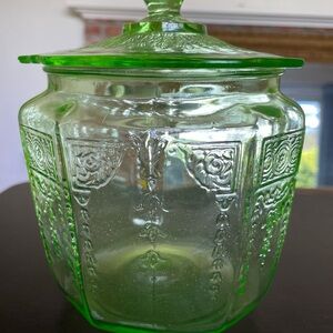 Vintage Green Glass Cookie Jar 1930s Anchor Hocking Princess